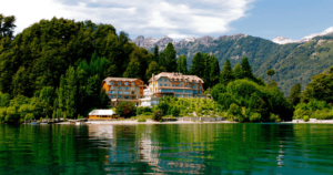 Correntoso Lake & River Hotel